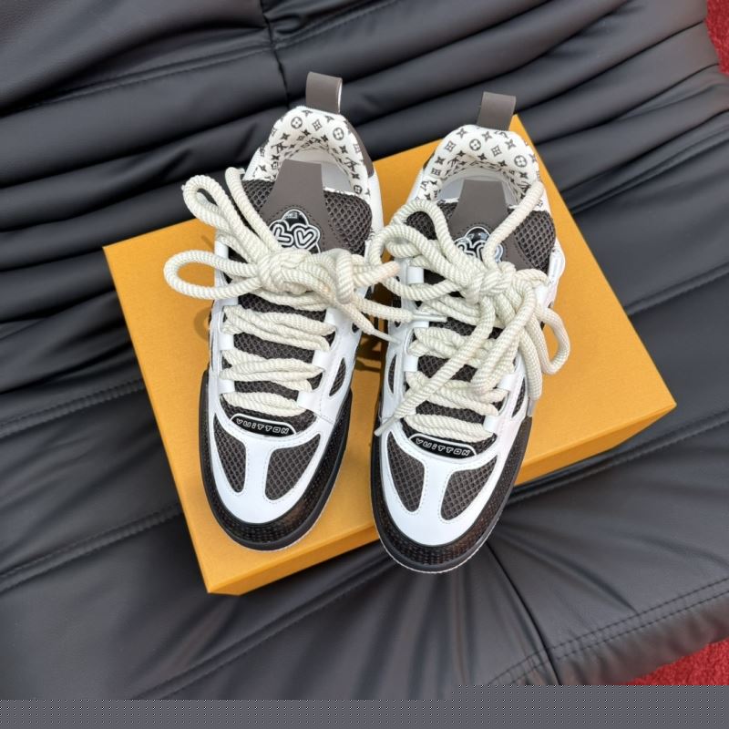 l**is V*t*n sneakers